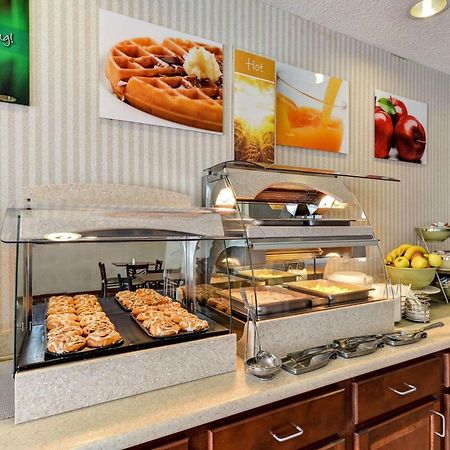 Quality Inn Spring Mills - Martinsburg North Esterno foto