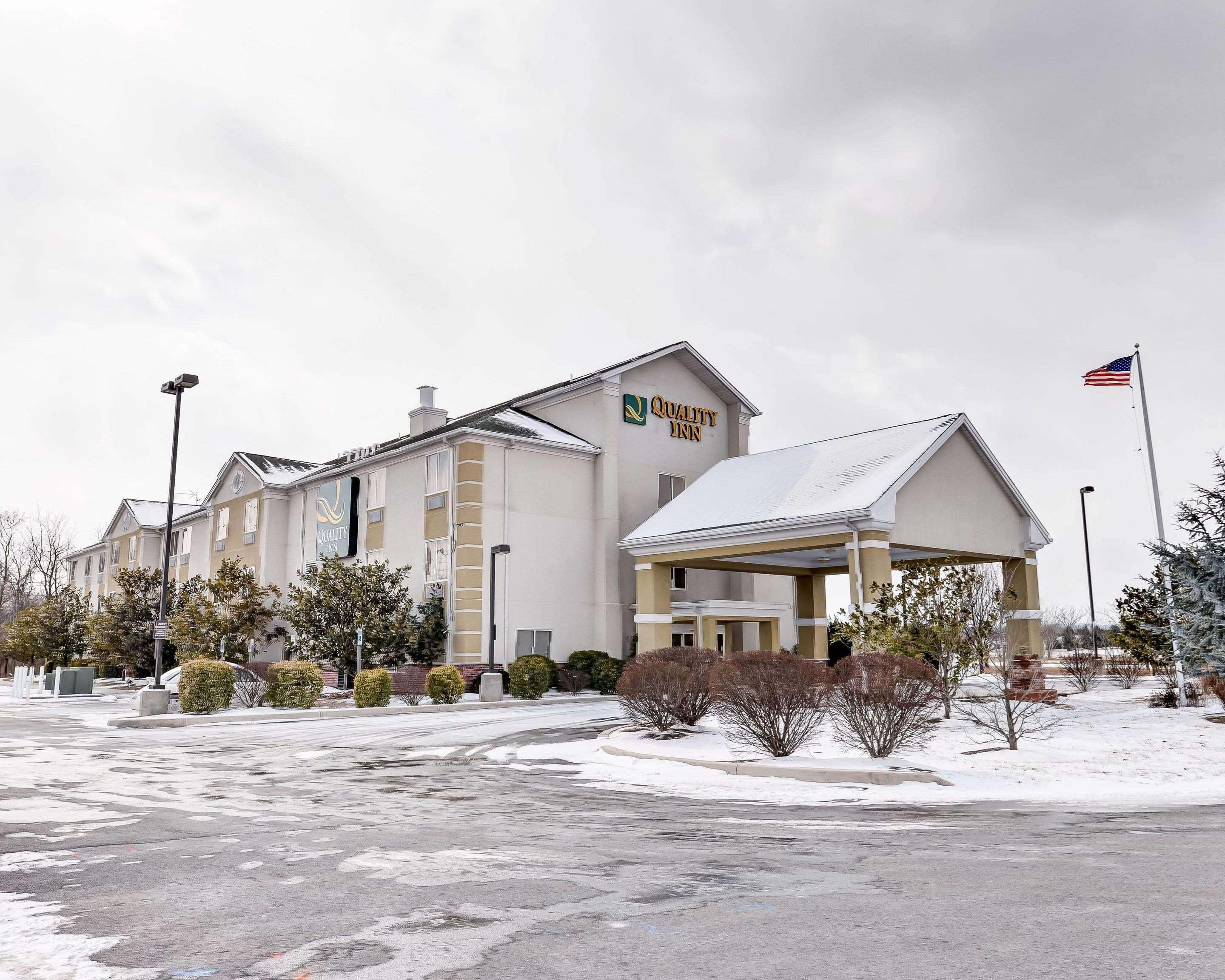 Quality Inn Spring Mills - Martinsburg North Esterno foto