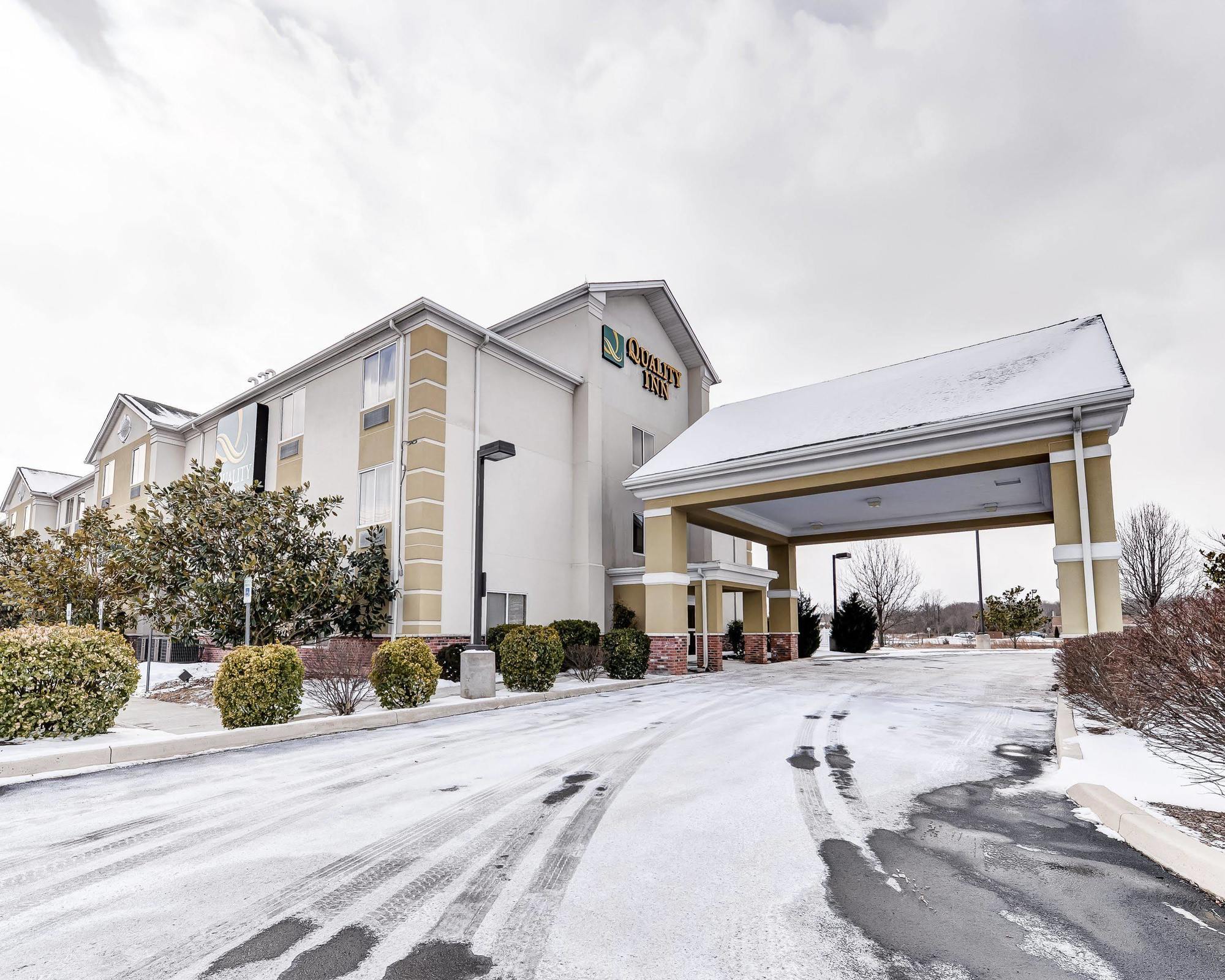Quality Inn Spring Mills - Martinsburg North Esterno foto