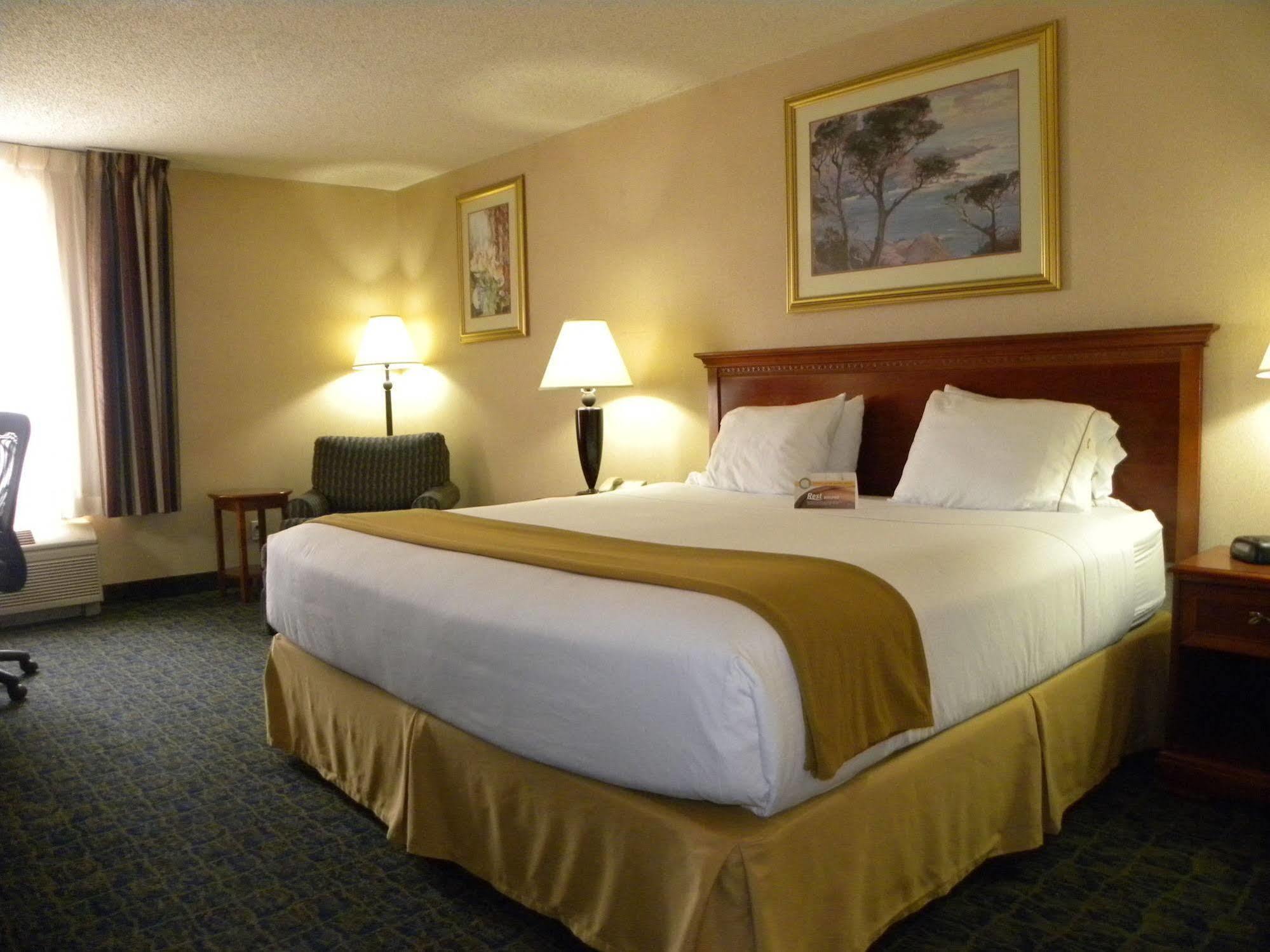 Quality Inn Spring Mills - Martinsburg North Esterno foto